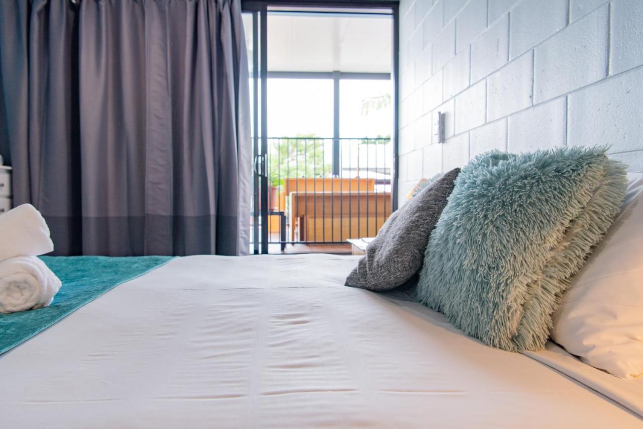 Airlie Sun & Sand Accommodation Studio #1 エアリービーチ エクステリア 写真